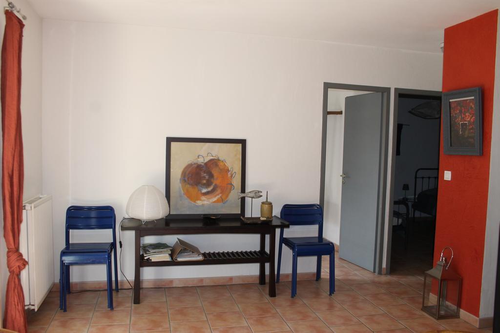 A L'Est D'Uzes Villa Saint-Siffret Eksteriør bilde